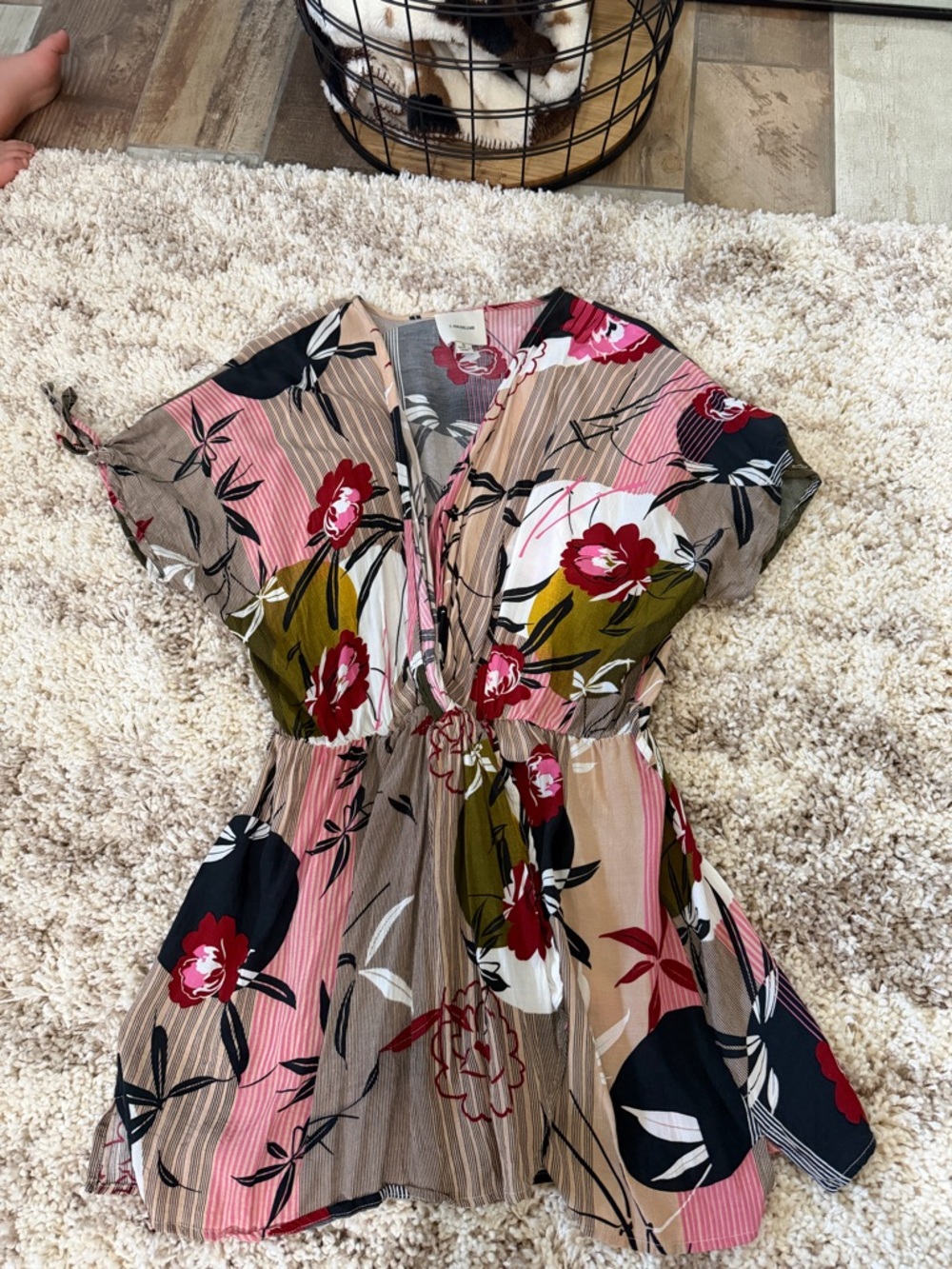Floral V-Neck Tie-Waist wrap dress Babydoll Top - Pink, Olive, Black